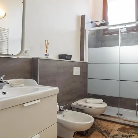 Lovely X5 W/ Terrace & Private Parking Lejlighed La Spezia
